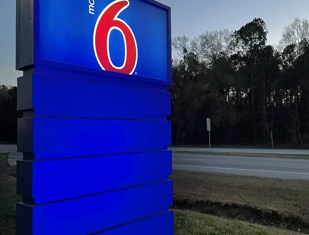 Motel 6 Pooler, GA - Savannah Airport hotel detail image 2