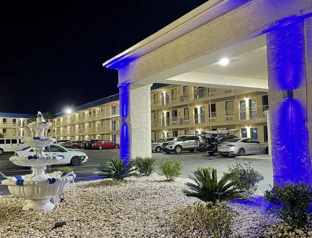 Motel 6 Pooler, GA - Savannah Airport hotel detail image 3