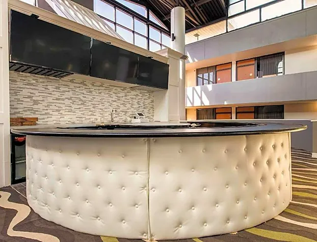 Econo Lodge Orlando Airport hotel detail image 3