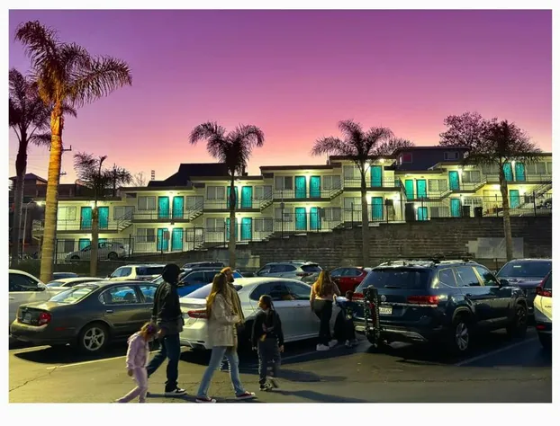 Fireside Inn Santa Cruz hotel detail image 2