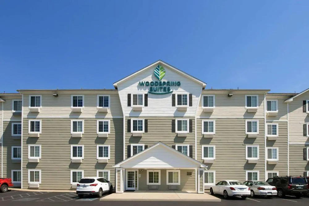 WoodSpring Suites Lebanon hotel hero