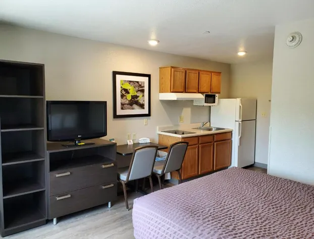 WoodSpring Suites Lebanon hotel detail image 3