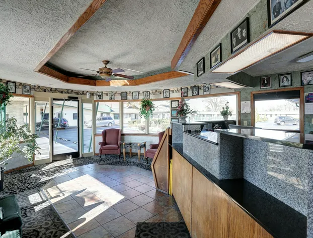 Drake Inn hotel detail image 2