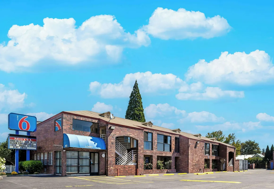 Motel 6 Canby, OR hotel hero