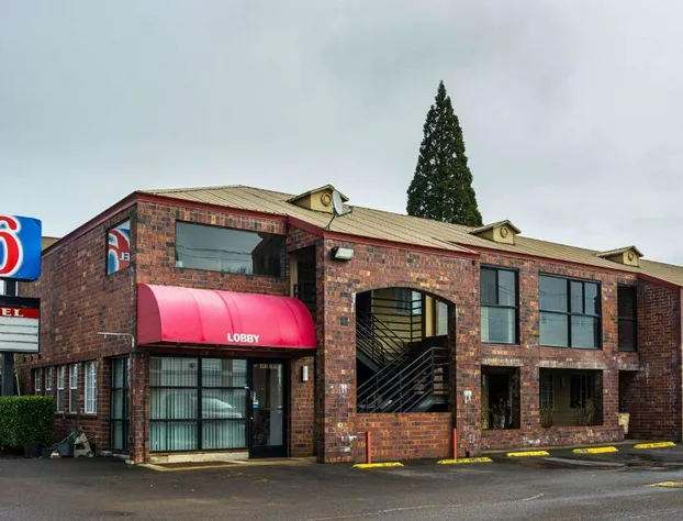 Motel 6 Canby, OR hotel detail image 4