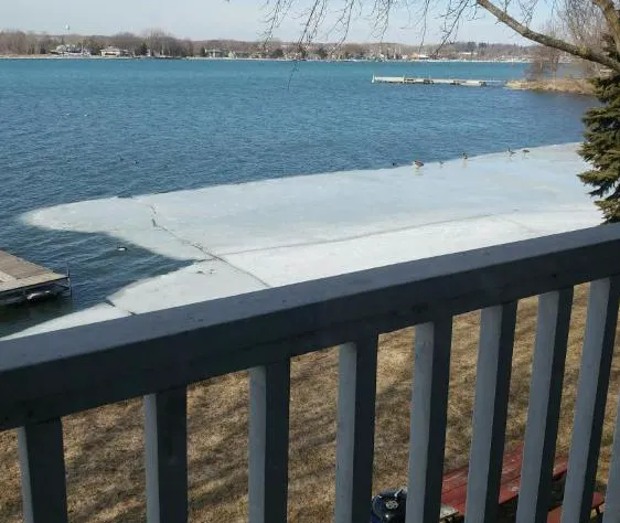 Snug Harbor Inn hotel detail image 3