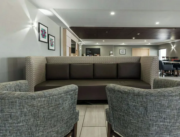 Holiday Inn Express & Suites Regina-South by IHG hotel detail image 3