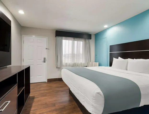 SureStay Hotel by Best Western Laredo hotel detail image 3