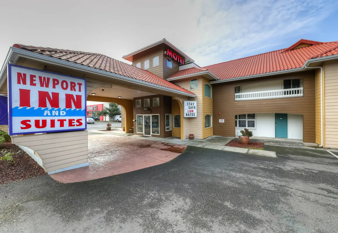 Knights Inn Newport hotel hero