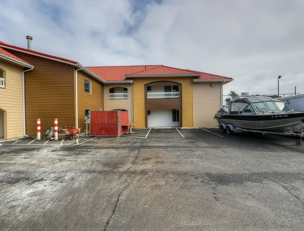 Knights Inn Newport hotel detail image 3