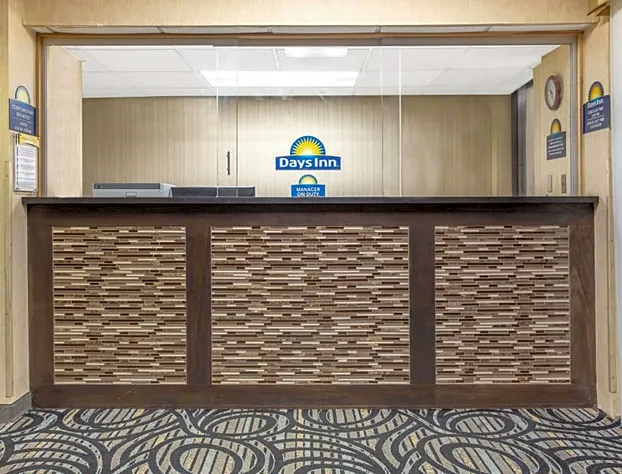 Days Inn by Wyndham College Park hotel detail image 2