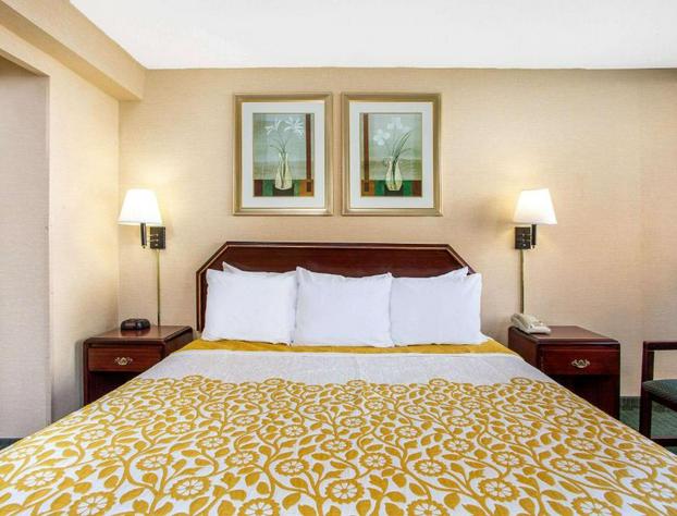 Days Inn By Wyndham College Park hotel detail image 3