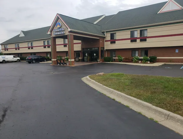 A Victory Suites Warren hotel detail image 1