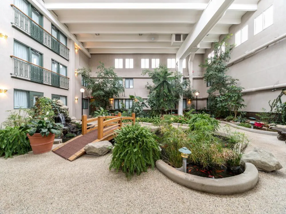 Heritage Inn & Convention Centre Brooks hotel hero