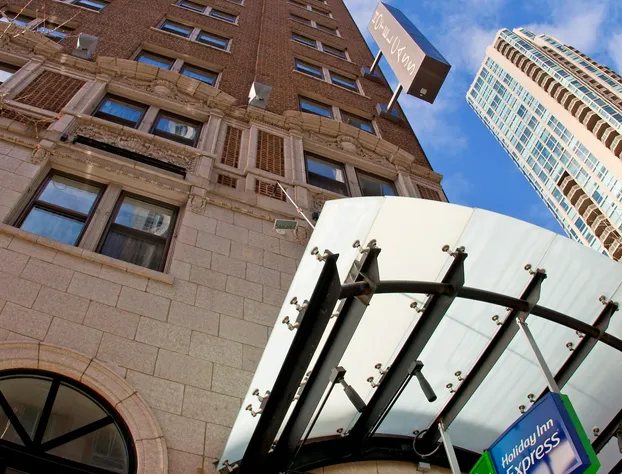 Holiday Inn Express Chicago - Magnificent Mile by IHG hotel detail image 2