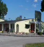 Rodeway Inn & Suites hotel hero