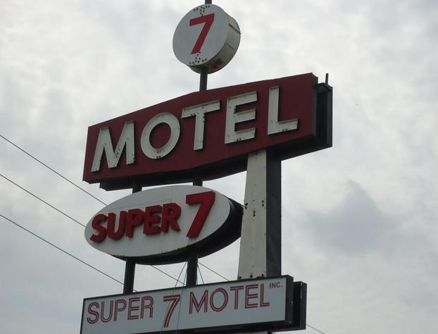 Super 7 Motel hotel detail image 2