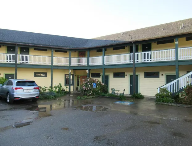 Gualala Country Inn hotel detail image 1