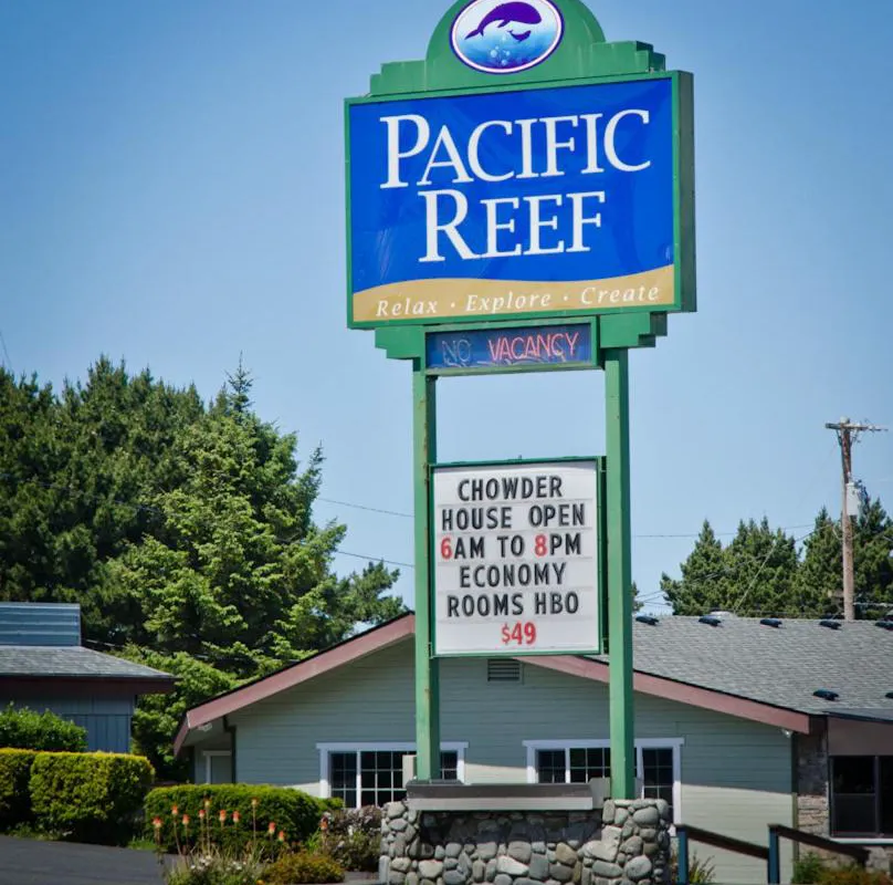 Pacific Reef Hotel & Light Show hotel hero