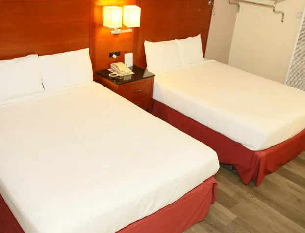 Town and Country Inn hotel detail image 4