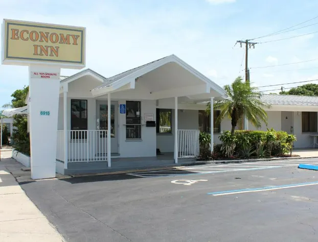 Economy Inn West Palm Beach hotel detail image 4