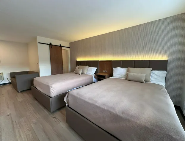 Bevonshire Lodge Motel hotel detail image 4