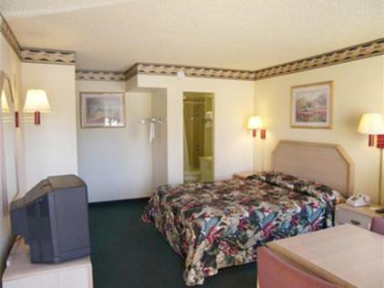 El Dorado Inn Suites hotel detail image 3