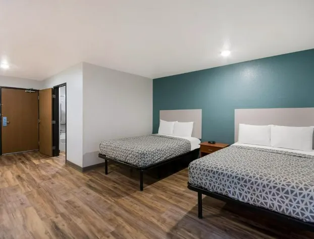 WoodSpring Suites Lexington hotel detail image 4