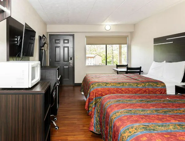 Paragon Inn Hillsboro hotel detail image 1