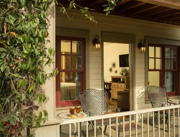 Inn on Lake Granbury a Boutique Hotel hotel detail image 1