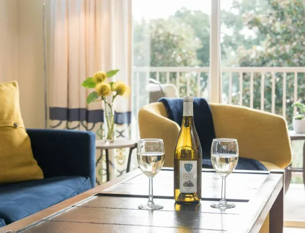 Inn on Lake Granbury a Boutique Hotel hotel detail image 4