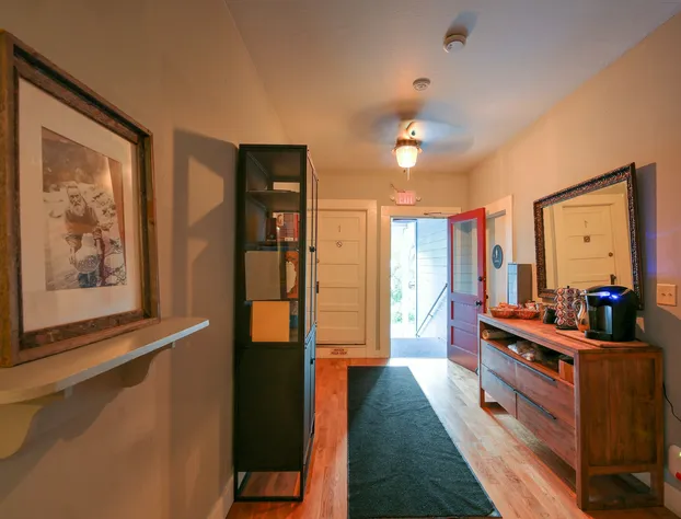 Hotel Charlotte hotel detail image 4