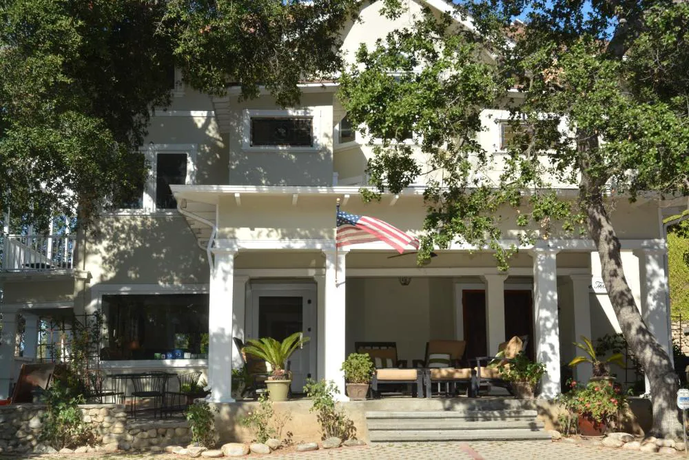 Arroyo Vista Inn hotel hero