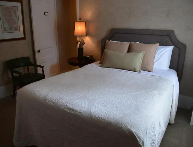 Maplewood Hotel hotel detail image 4