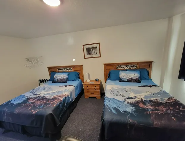 Eagle Bay Inn hotel detail image 3