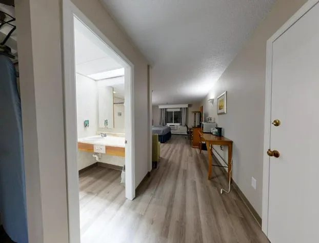 Presque Isle Hotel hotel detail image 2