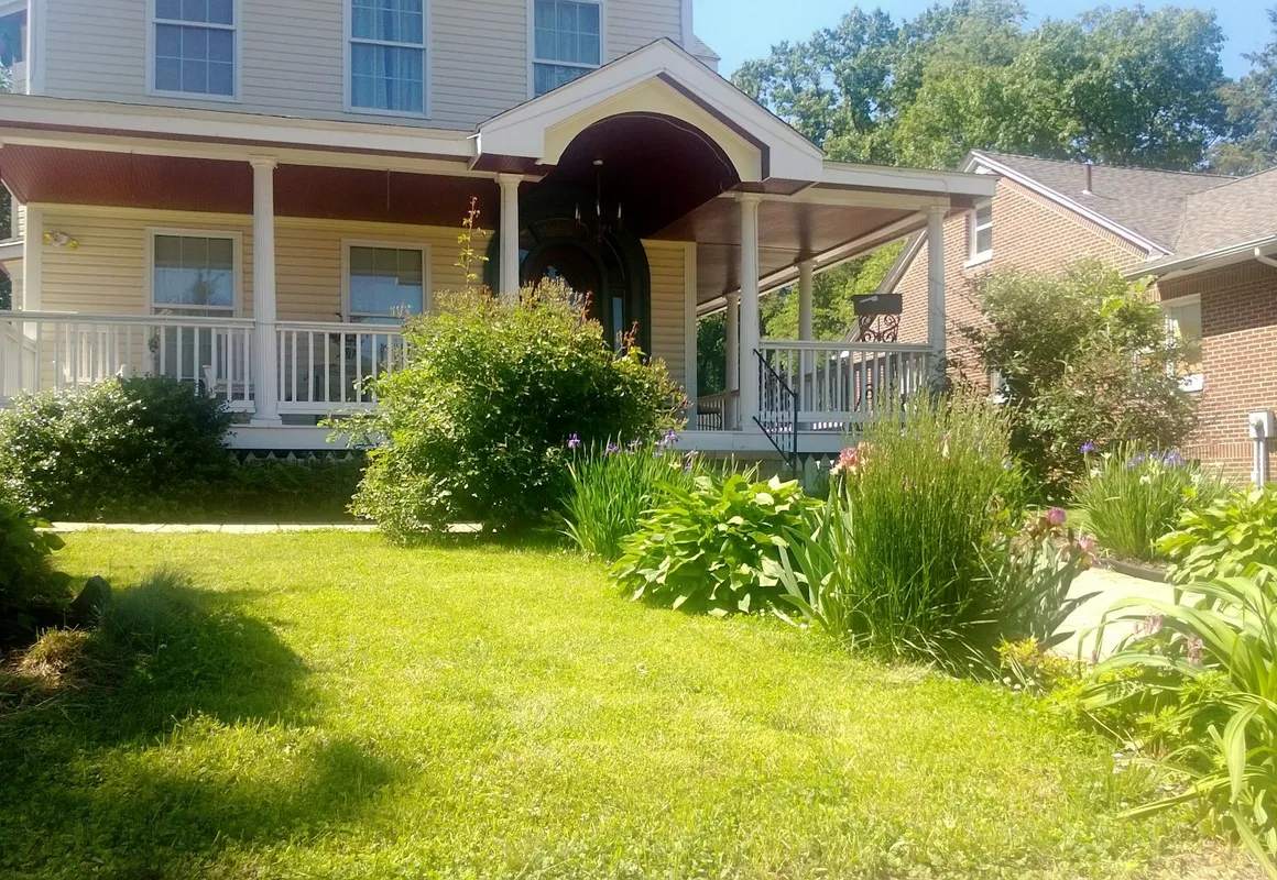 Naomi's Inn Bed & Breakfast hotel hero