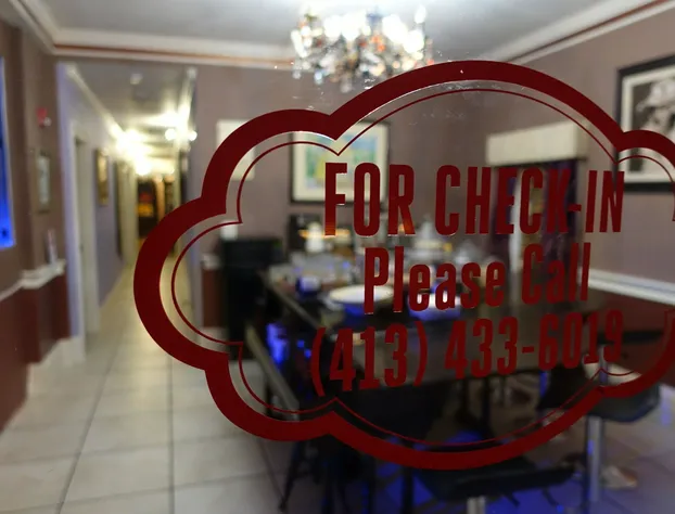 Naomi's Inn Bed & Breakfast hotel detail image 4