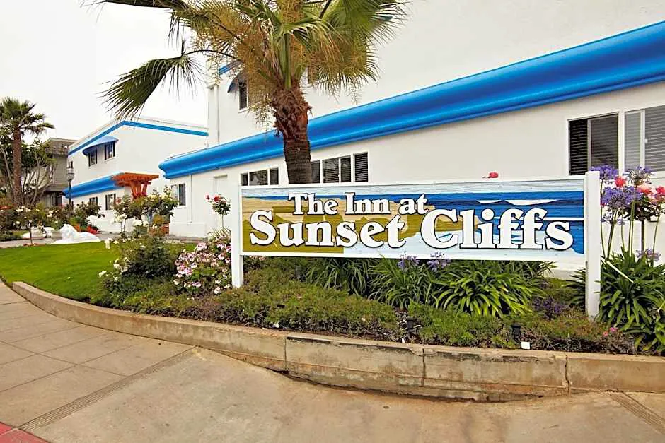 The Inn at Sunset Cliffs hotel hero