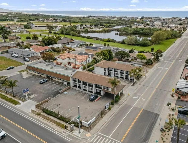 Dune Surfer Inn hotel detail image 2