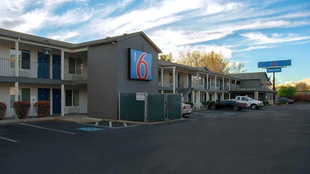 Motel 6-Yakima, WA - Downtown hotel hero