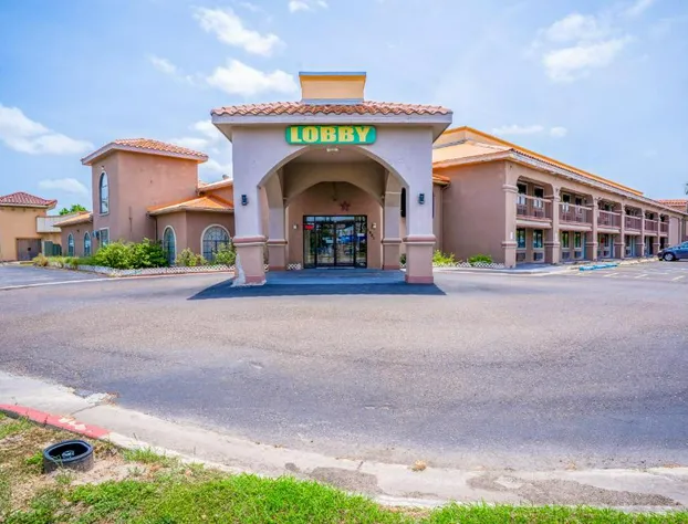 Lone Star Inn & Suites by OYO Harlingen TX hotel detail image 3