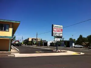 Greenway Motel hotel hero