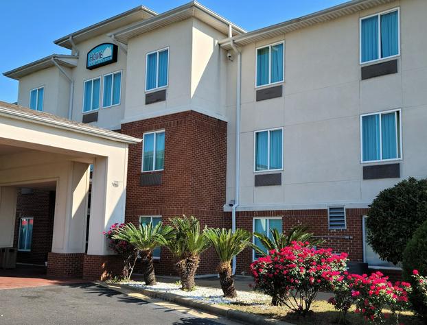 Home Inn & Suites hotel detail image 1