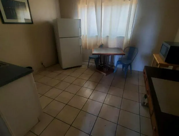 Desert Hills Motel hotel detail image 2