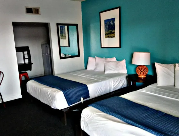 Desert Hills Motel hotel detail image 4