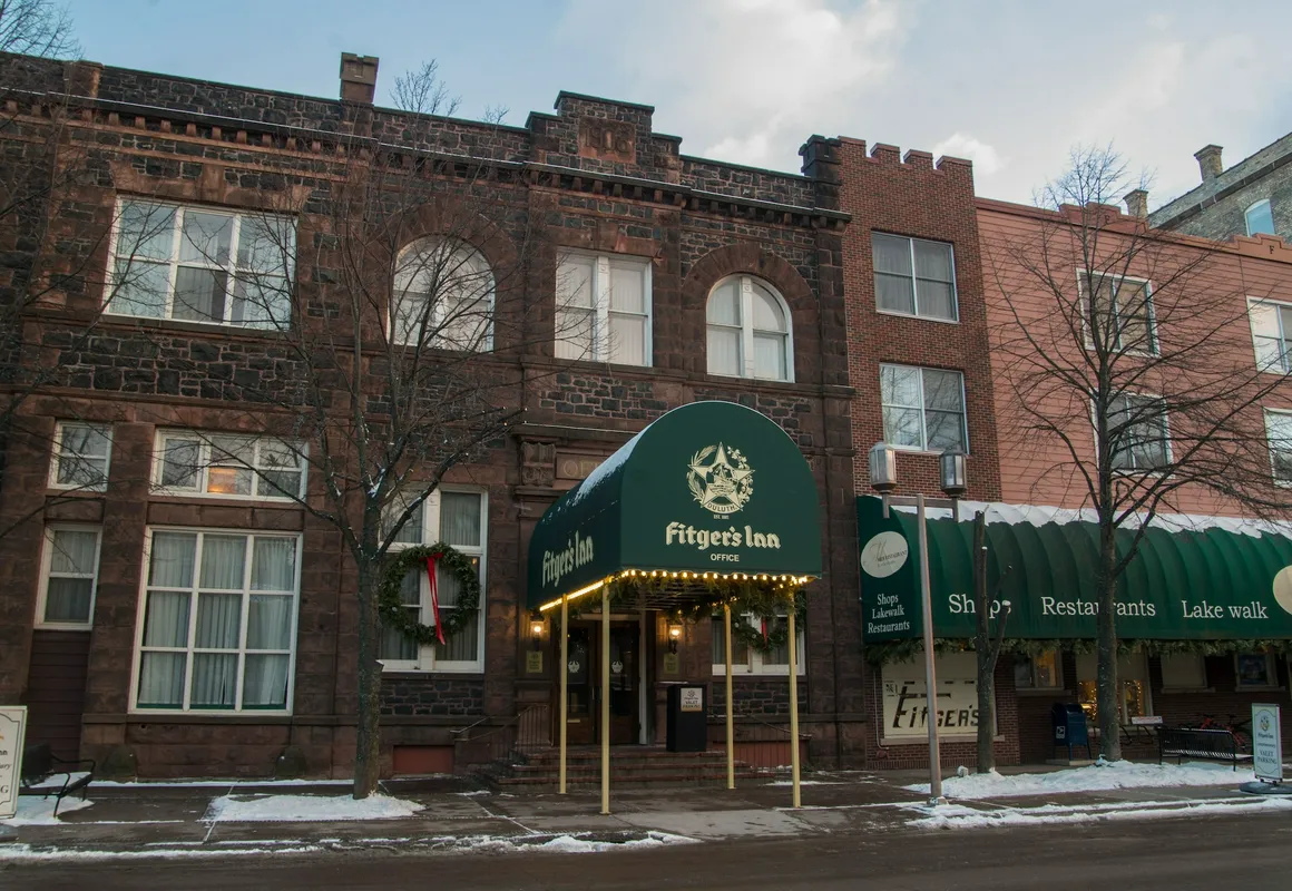 Fitger's Inn hotel hero