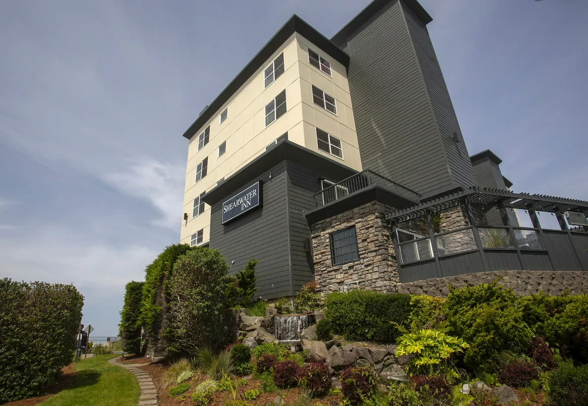 Shearwater Inn hotel hero