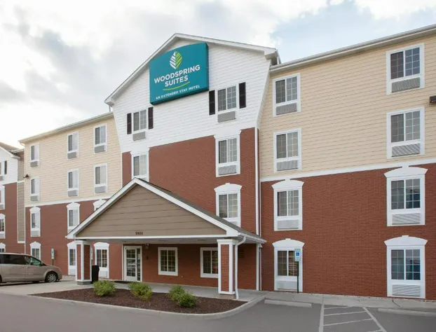 WoodSpring Suites Richmond West I-64 hotel detail image 2