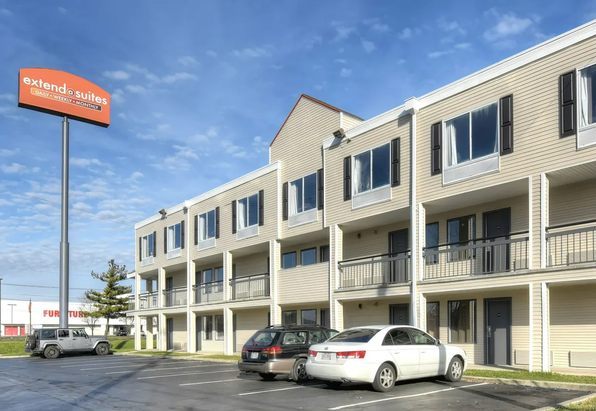 Baymont Inn and Suites by Wyndham Columbus / Near OSU hotel hero